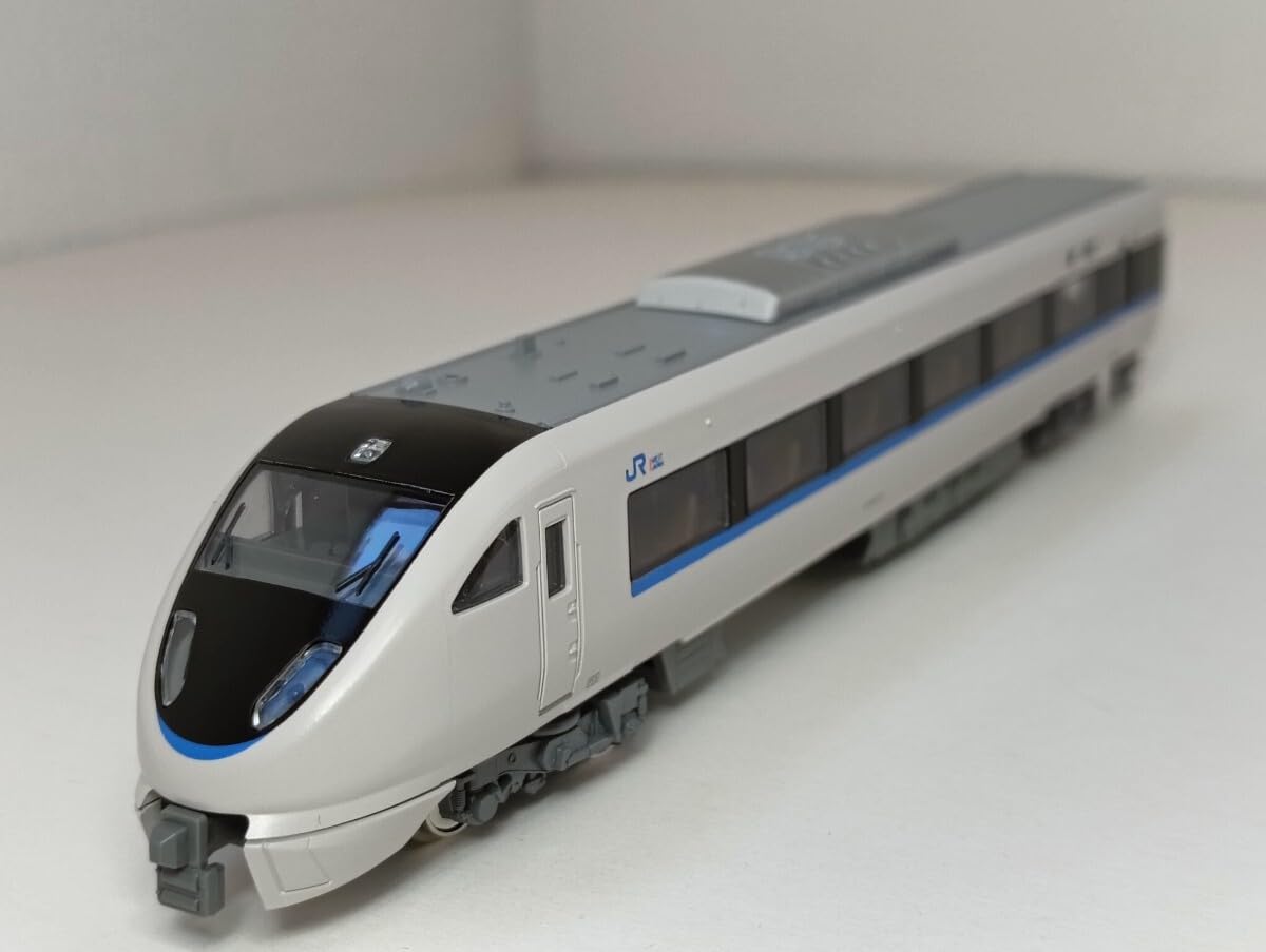 Amazon | KATO クロ683-6 列車無線アンテナ付き 10-1959 683系