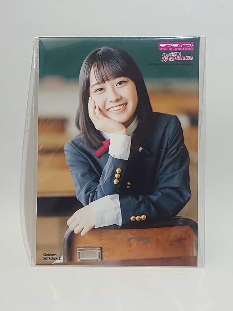 Amazon.co.jp: 楠木ともり ブロマイド 生写真 虹ヶ咲学園スクール