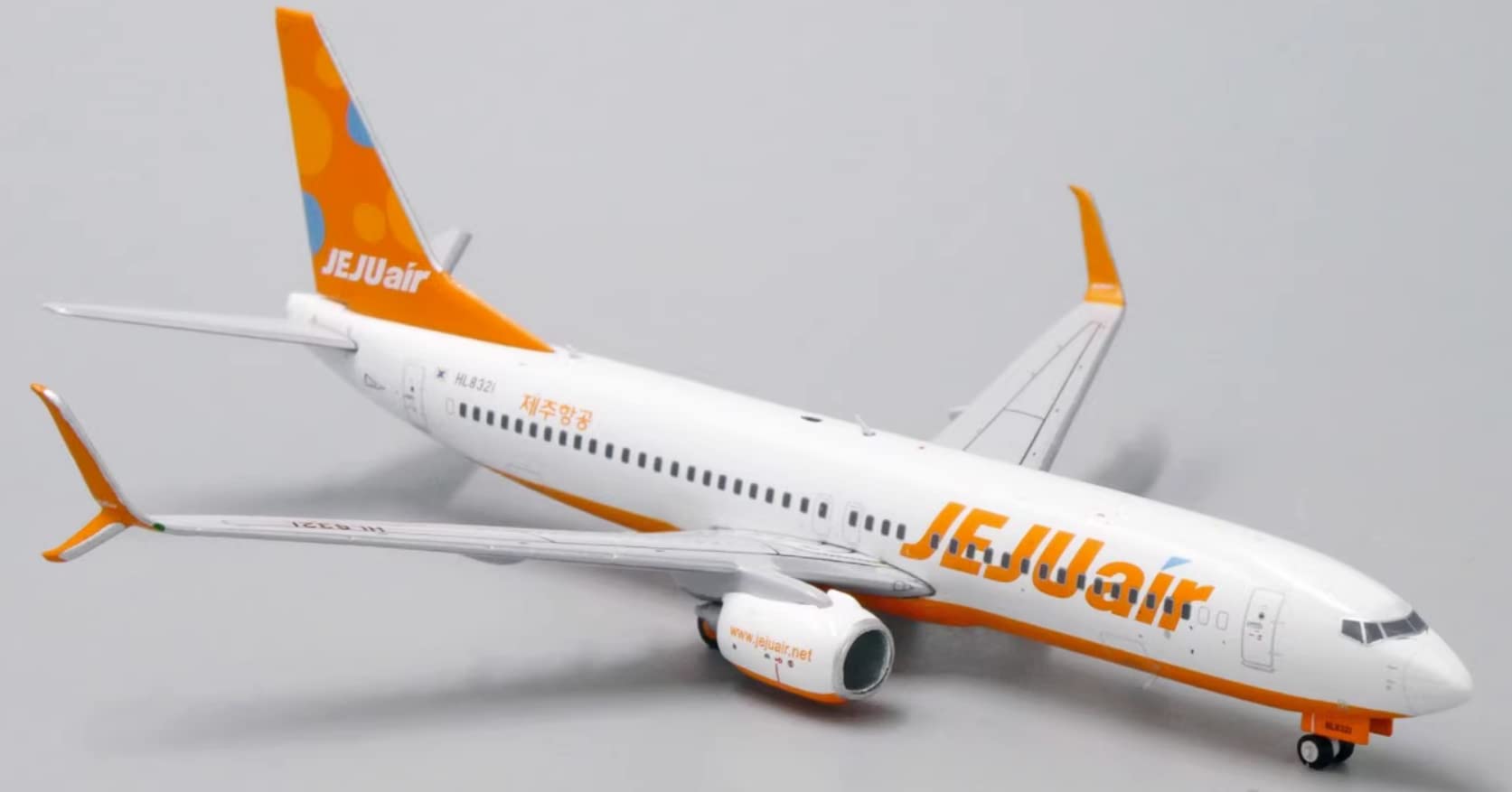 Amazon | JC Wings 1:400 XX4196 Jeju Air Boeing 737-800 HL8321