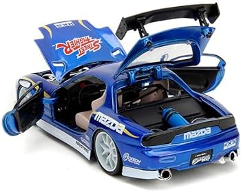 Amazon.com: ModelToyCars 1993 Mazda RX-7 w/Chun-Li Figure, Street
