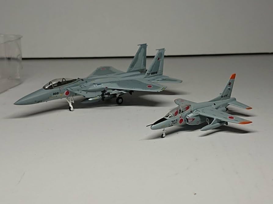 Amazon.co.jp: 1/200 Gulliver Air Self-Defense Force F-15J #888 T-4