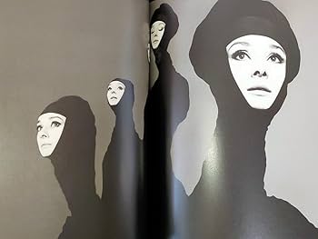 Amazon.co.jp: 絶版本 Richard Avedon: Fashion 1944-2000 写真集