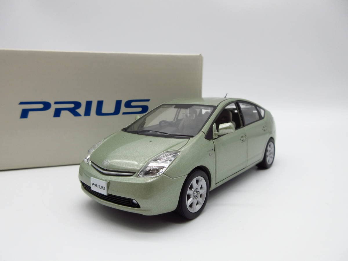 Amazon | 1/30 ミニカー プリウス PRIUS 20系 後期 非売品 カラー