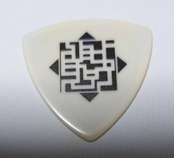 Amazon.co.jp: 布袋寅泰 complex ピック ギターピック g柄 4枚 セット
