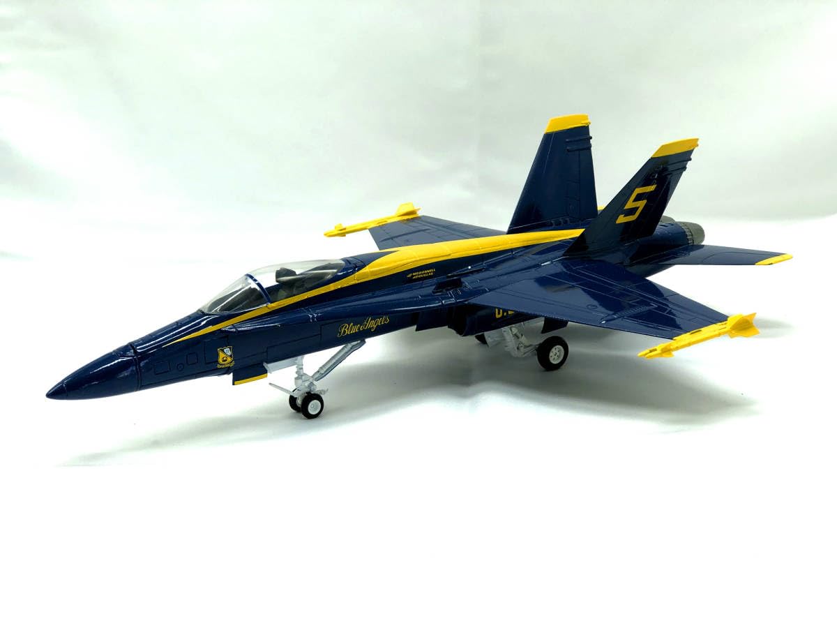 Amazon.co.jp: フランクリンミント/CDC アーマー 1/48 F-18 ホーネット