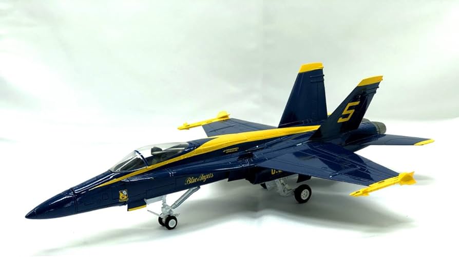 Amazon.co.jp: フランクリンミント/CDC アーマー 1/48 F-18 ホーネット