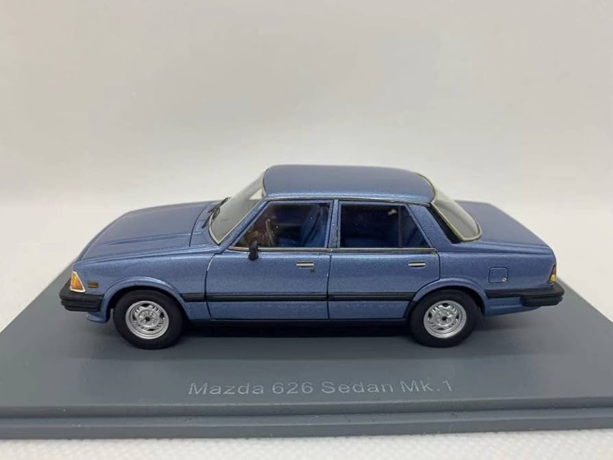 Amazon | NEO 1/43 マツダ Mazda 626 Sedan Mk.1 ブルー J03-4-336
