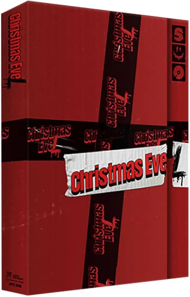Amazon.com: STRAYKIDS : Christmas EveL (Standard Version) Holiday