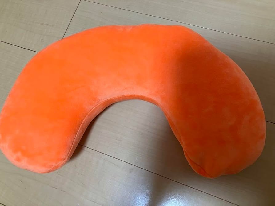 Amazon｜ノーブランド品ポルノグラフィティポレンジくんネックピロー