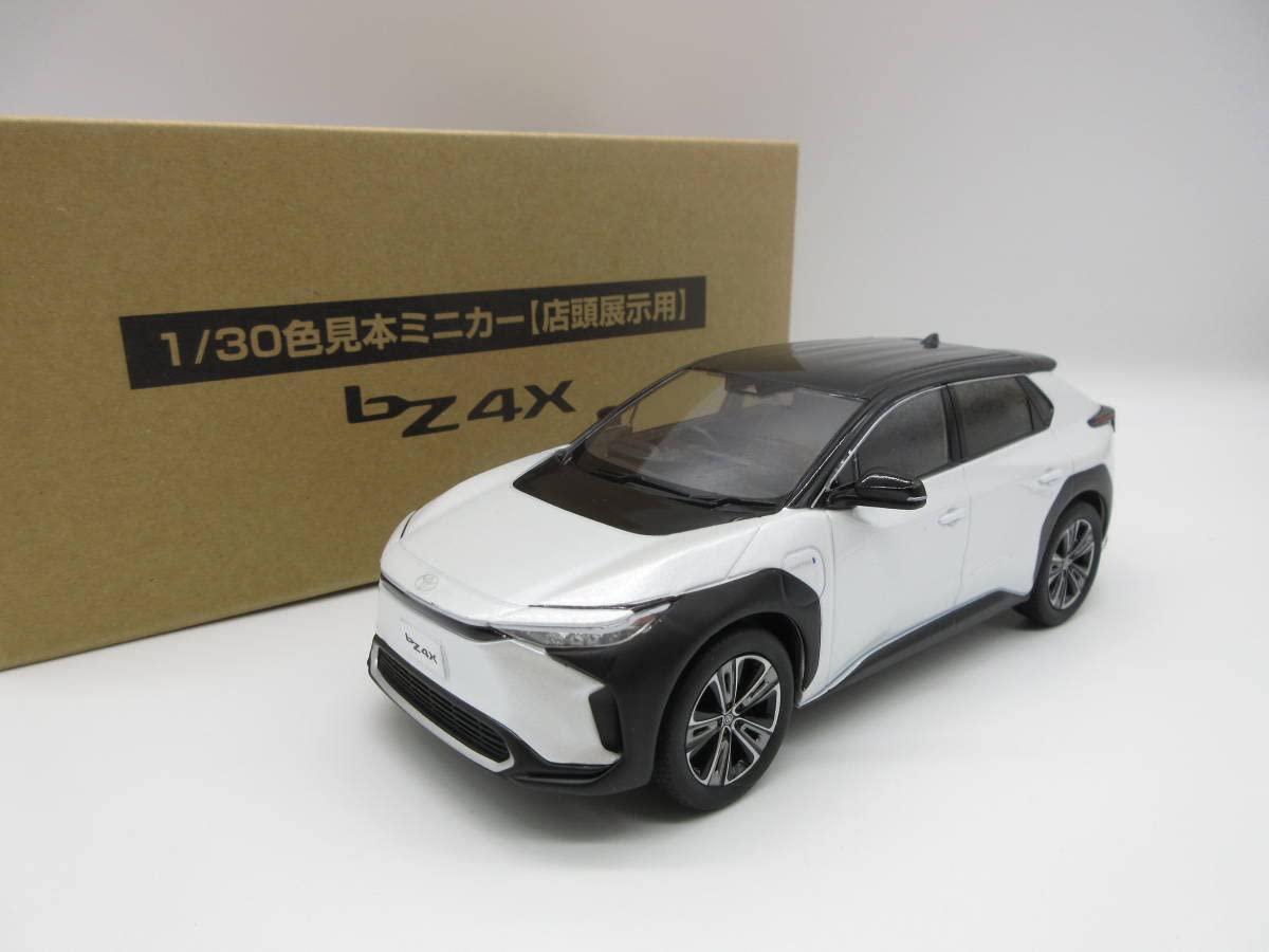Amazon | 1/30 トヨタ 新型bZ4X 非売品 カラーサンプル ミニカー