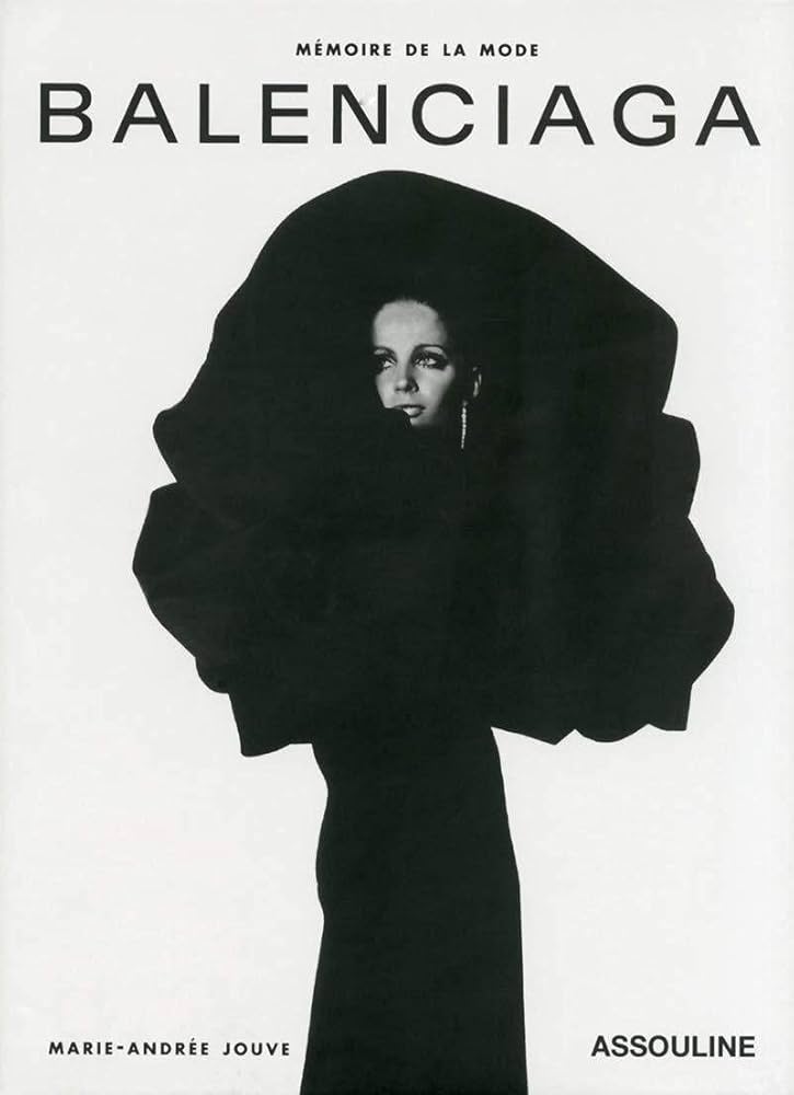 Amazon.com: Balenciaga (French) (French Edition): 9782843230110