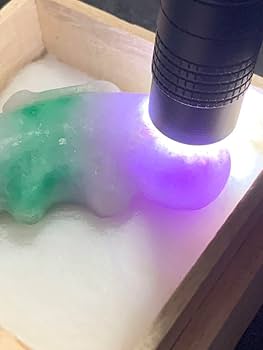 古墳期出土超ろうかん糸魚川紫翡翠勾玉ラベンダー翡翠縄文石器土器根付