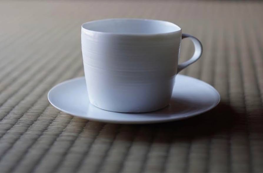 黒田泰蔵 カップ&ソーサー 黒田泰蔵 白磁 世界的評価 ⁄ 柳瀬美術