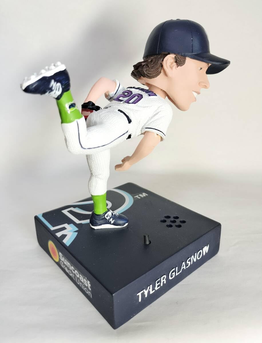 タイラー・グラスノー ボブルヘッド Amazon.co.jp: タイラー