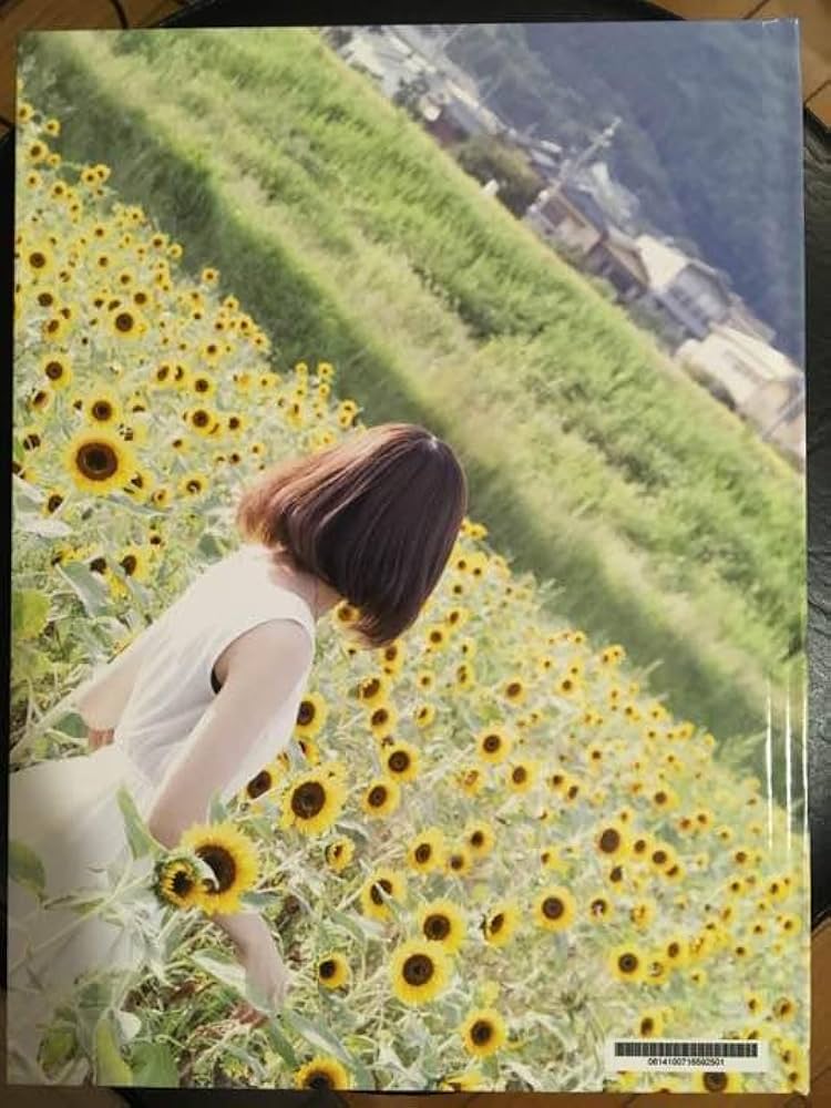 Amazon.co.jp: 限定値下超限定黒原優梨 1st写真集 Seize the heart