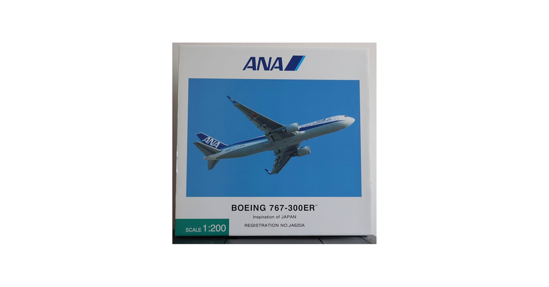 Amazon.co.jp: 全日空商事 1200 ANA B767-300ER JA620A : おもちゃ