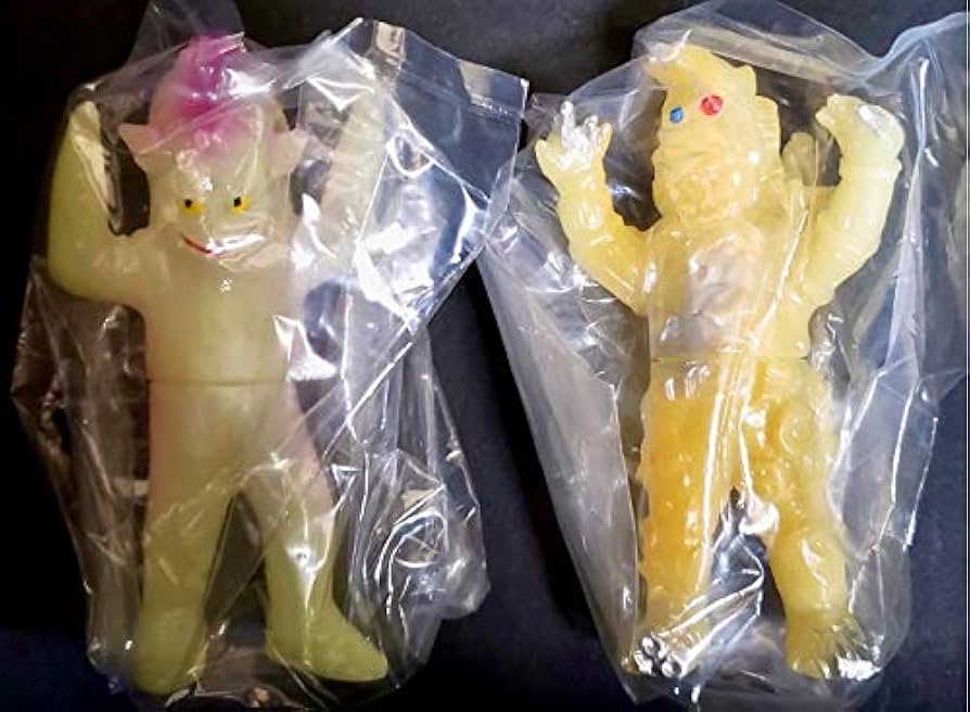 Amazon.co.jp: 怪獣軒 シルバー仮面ミニソフビシリーズ チグリス星人