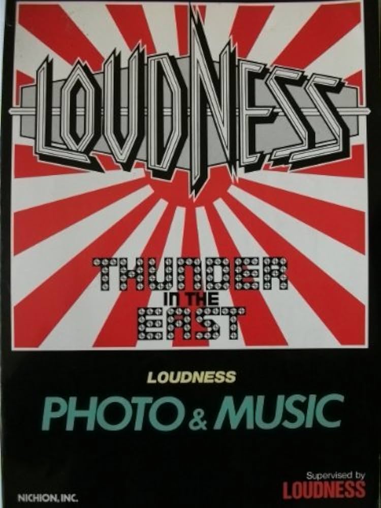 ラウドネス Photo & Music: サンダー・イン・ジ・イースト |本 | 通販