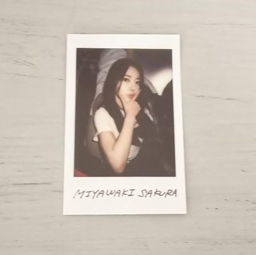 LESSERAFIM サクラ HOT 中国idoustage1.0 チェキトレカ LESSERAFIM