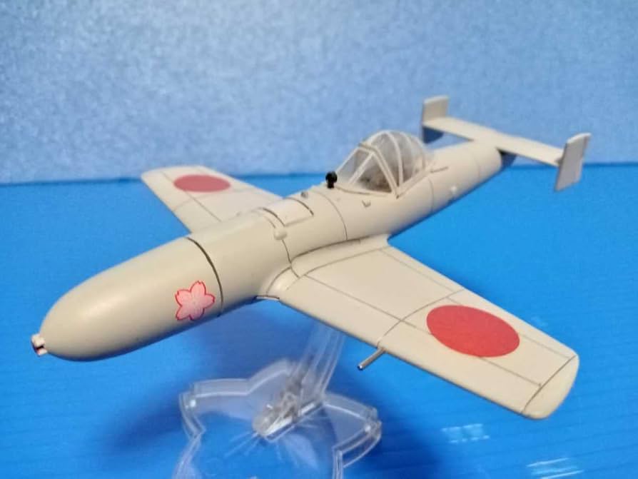 Amazon.co.jp: マルシン 桜花11型 空技廠 特殊攻撃機 1/48 日の丸