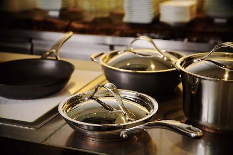 日本未発売】マイヤー アナロン ヌーベルカッパーフライパン2本 日本未