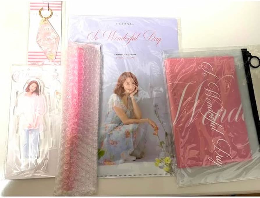 Amazon.co.jp: 限定 少女時代 ユナ グッズセット ファンミ Wonderful