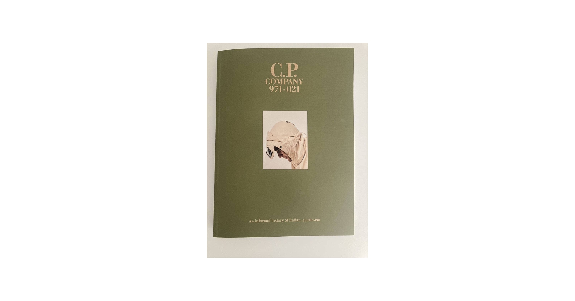 Amazon.co.jp: 洋書『C.P. COMPANY 971-021 』 Massimo Osti CP