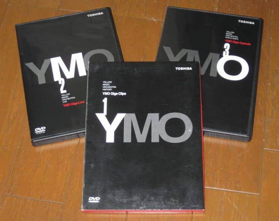 Amazon.co.jp: YMO（坂本龍一細野晴臣高橋幸宏）DVD「YELLOW MAGIC