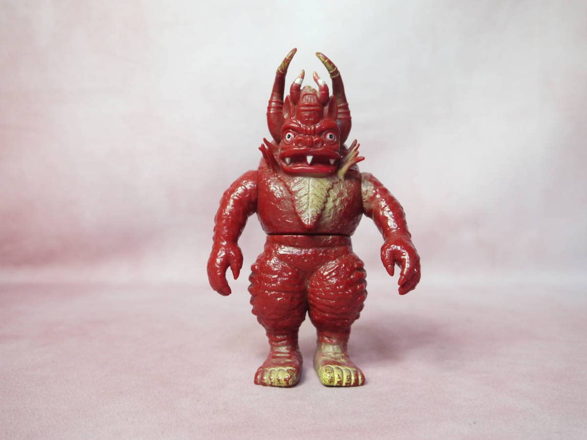 Amazon.co.jp: ウルトラ怪獣シリーズ ミクラス 1983 赤成型 ソフビ