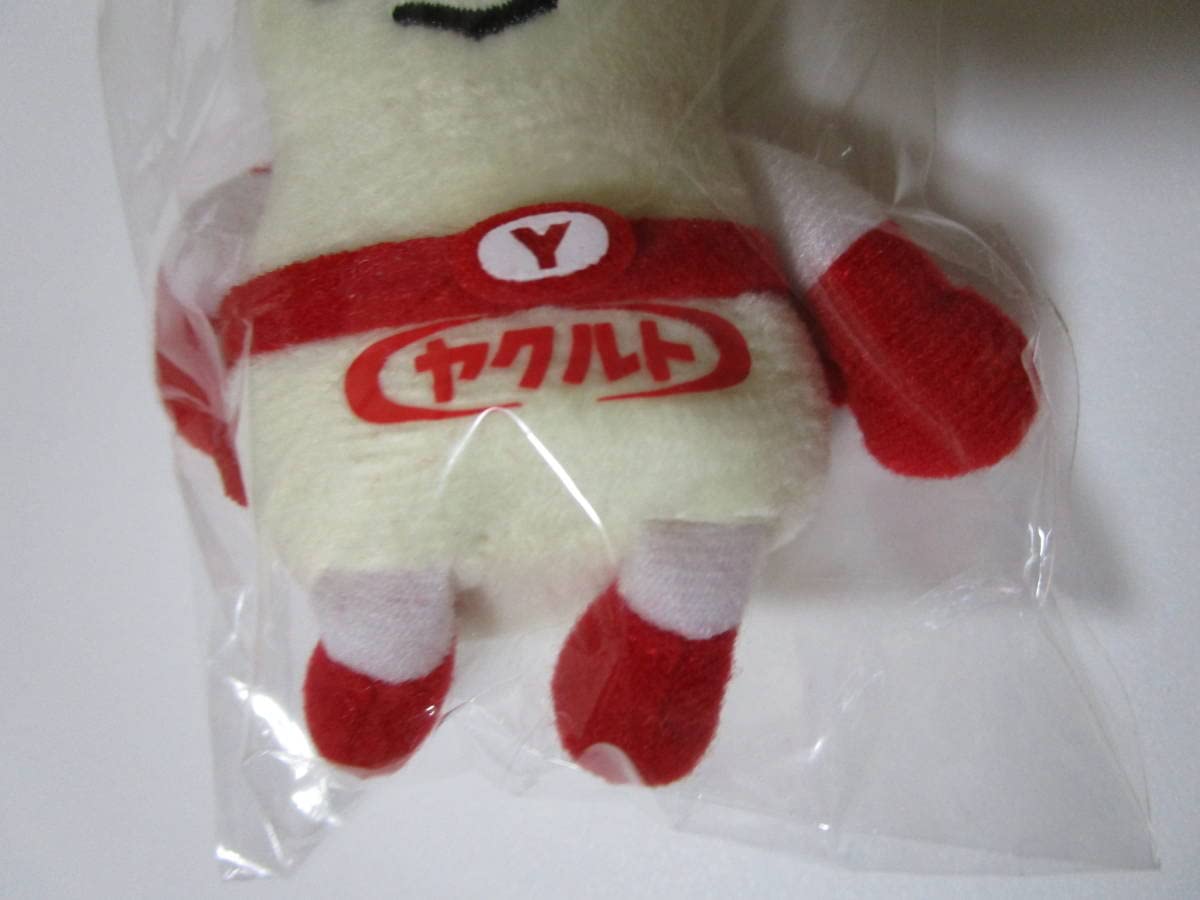 Amazon.co.jp: ヤクルトマン 約9cm ミニサイズ ヤクルト 非売品 人形