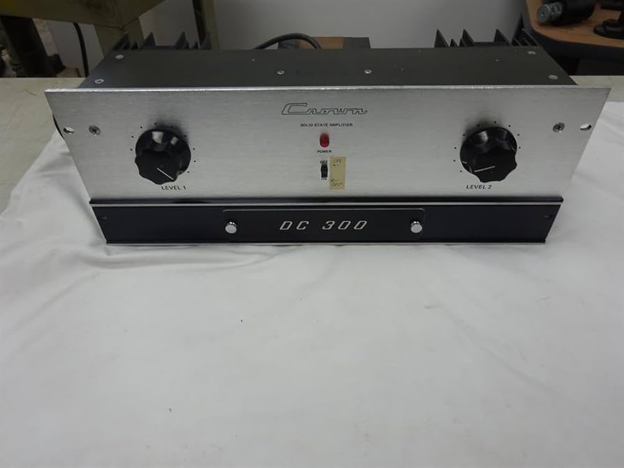 Amazon.co.jp: CROWN クラウン DC300A ステレオパワーアンプ : 車＆バイク