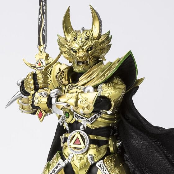 Amazon.co.jp: S.H.Fig uarts（真骨彫製法） 黄金騎士ガロ（冴島鋼牙