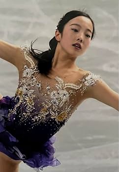 Amazon.co.jp: 正規品 直筆サイン付き写真 本田真凜 女子フィギュア