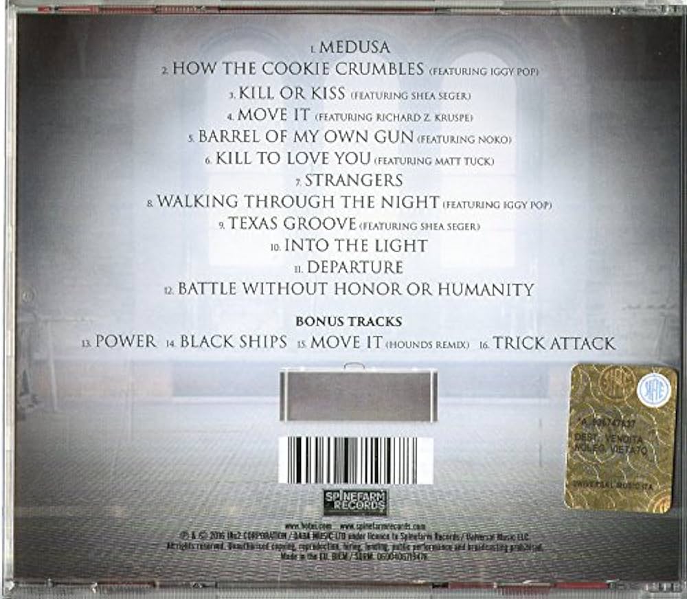 Amazon.co.jp: Strangers -Spec-: ミュージック