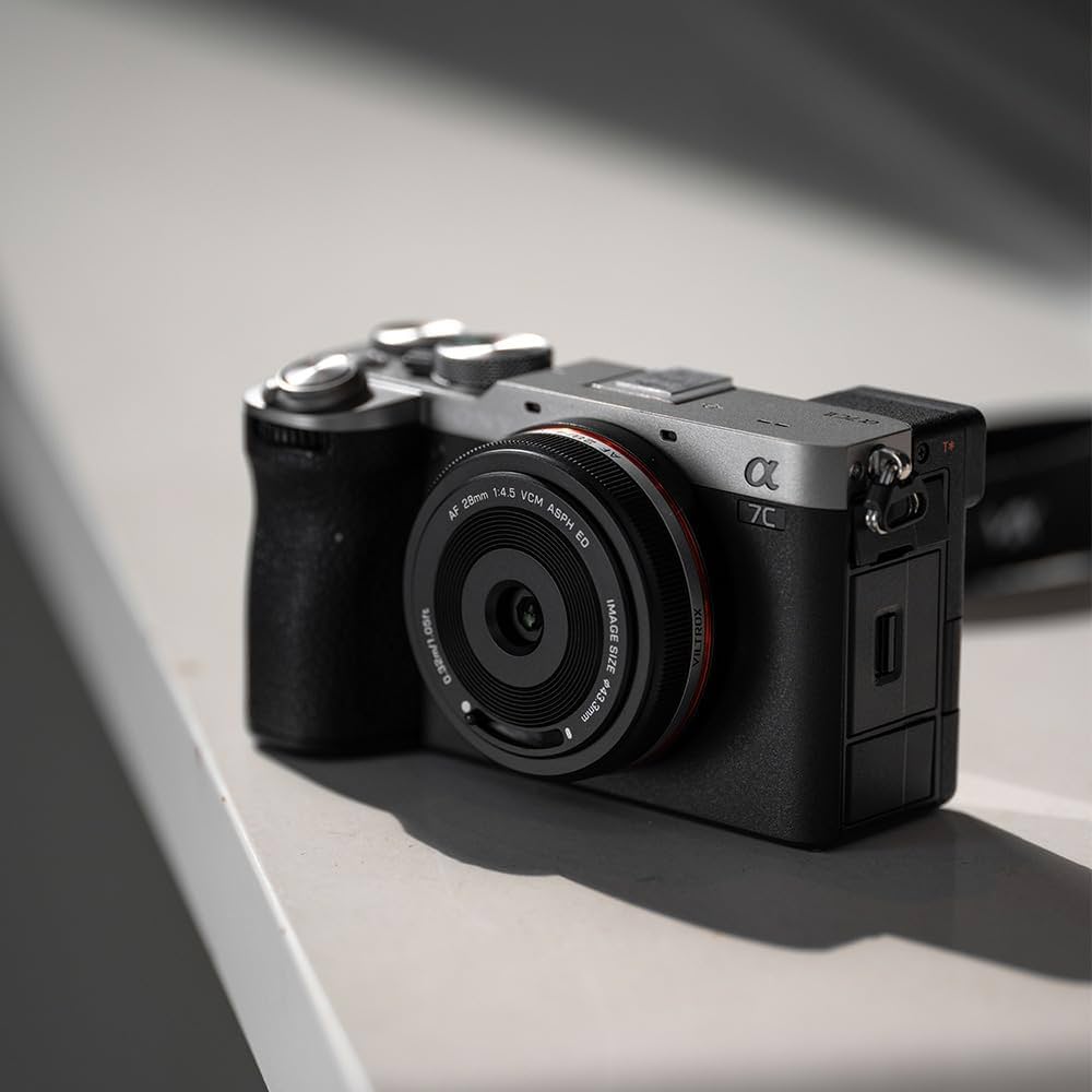 Amazon.co.jp: Viltrox AF 28mm F4.5 FE Chip 超薄型レンズ 広角レンズ