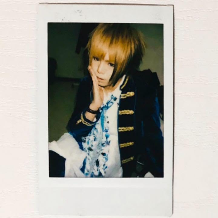 Amazon.co.jp: V系☆R指定 マモ チェキ 45 : おもちゃ