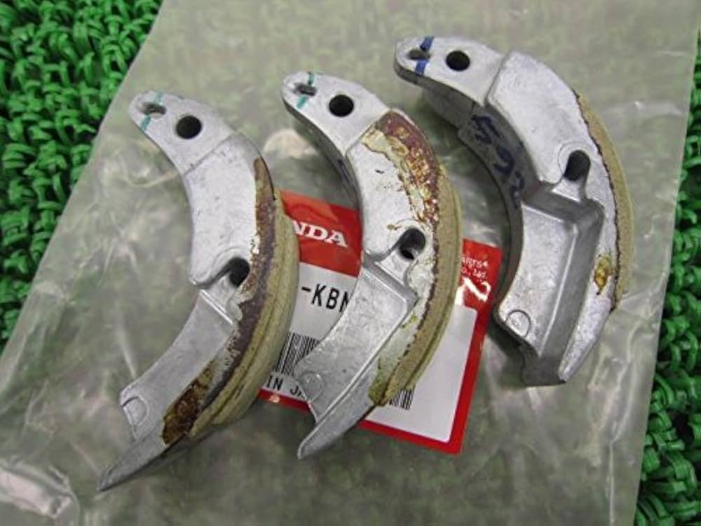 Amazon.co.jp: [ホンダ] リード100純正クラッチウェイトセット 22535