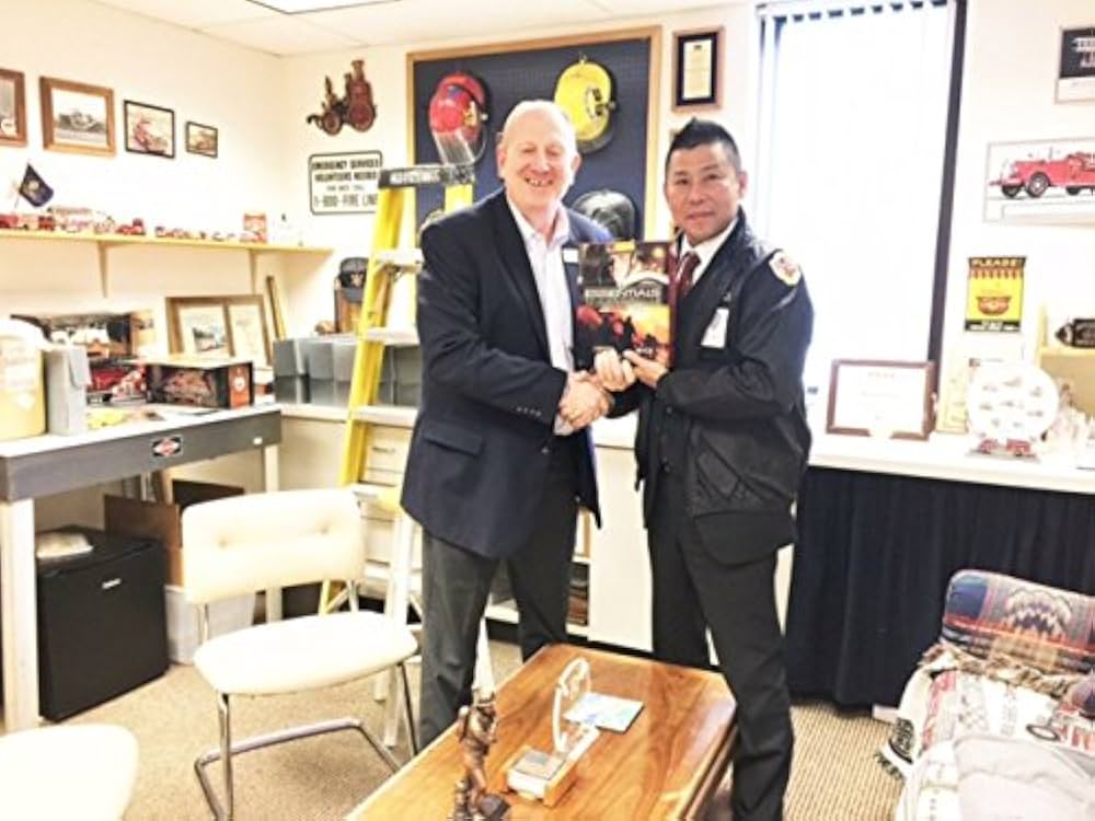 Amazon.co.jp: 消防業務エッセンシャルズ : 熊丸由布治, オクラホマ