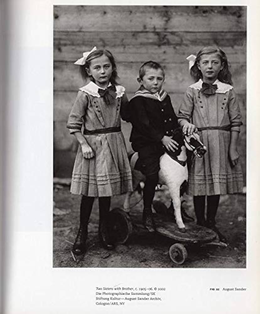Diane Arbus: Family Albums: Lee, Anthony W., Pultz, John