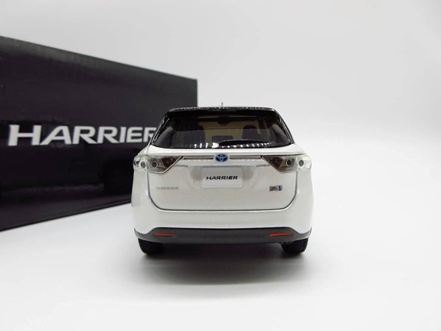 Amazon | 1/30 トヨタ ハリアー ハイブリッド HARRIER 60系 前期