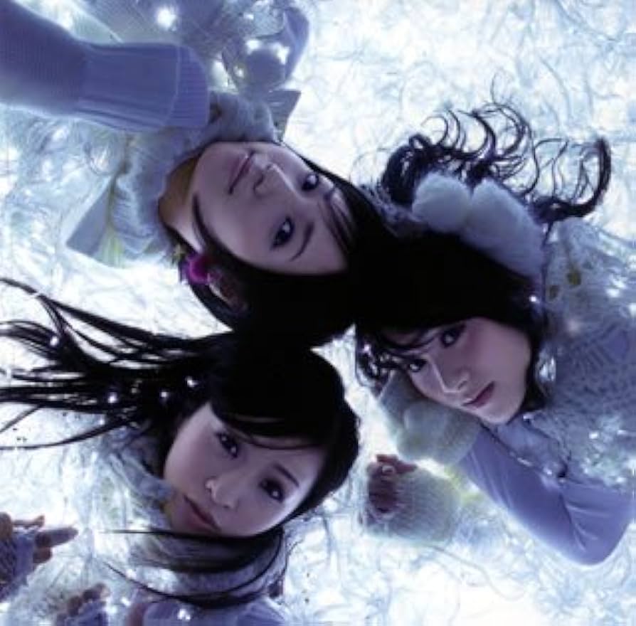 Amazon.co.jp: Baby cruising Love / マカロニ【初回限定盤