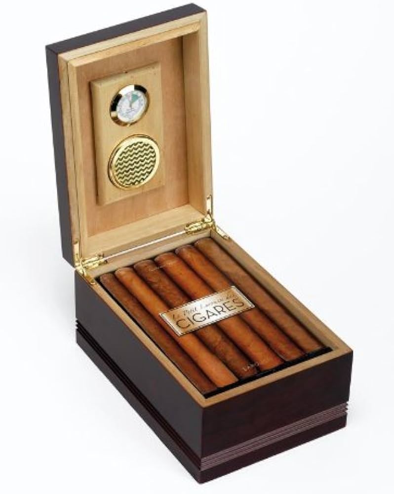 Amazon.fr - Coffret Le petit Larousse des cigares - Tesson