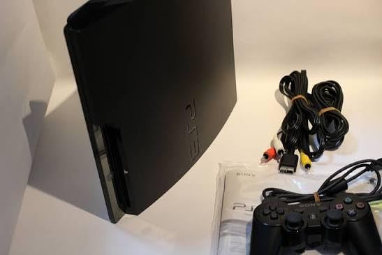 Amazon | PlayStation 3 (250GB) (CECH-2000B) 【メーカー生産終了