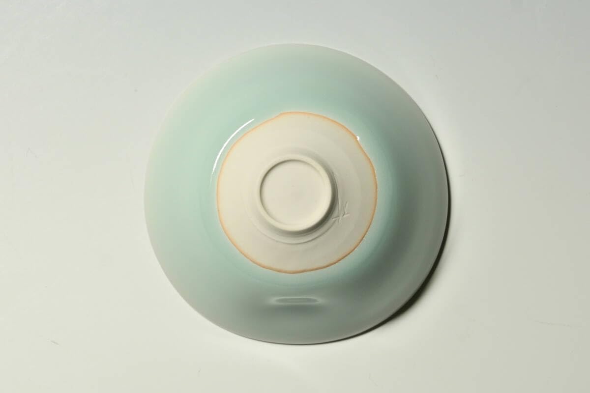 深見陶治 影青香炉 共箱 深見陶治 影青香炉 共箱 - メルカリ