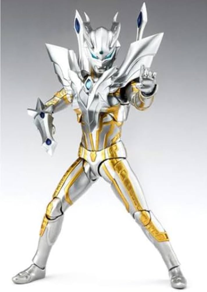 Amazon.co.jp: S.H.Figuarts ウルティメイトシャイニングウルトラマン