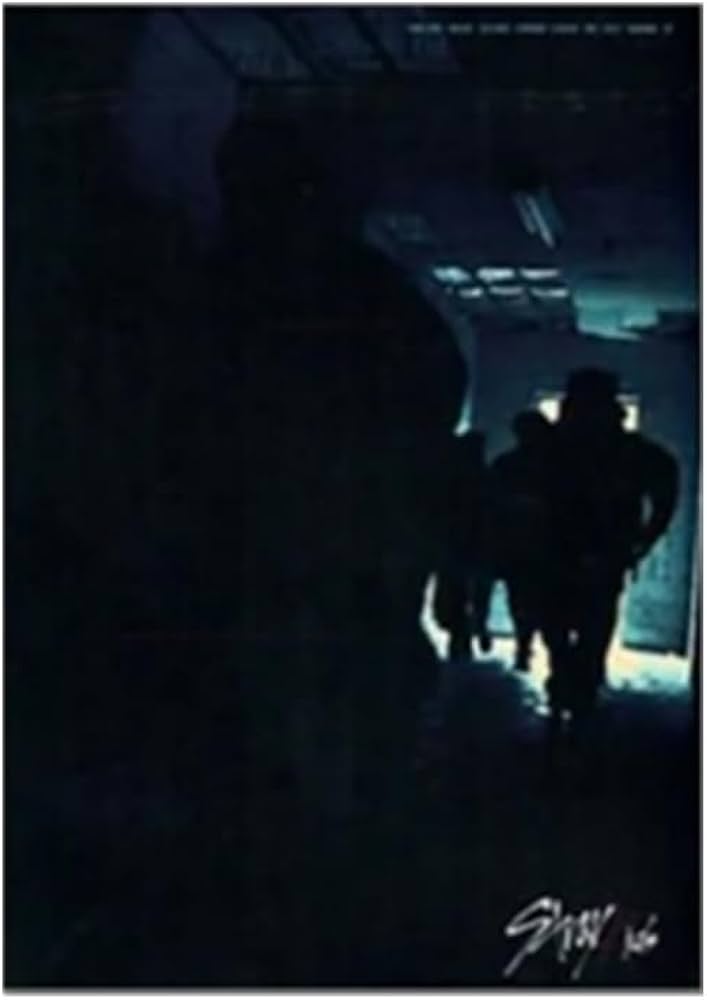 Amazon.com: STRAYKIDS SKZ : I am Not (I am Version) The 1st Mini