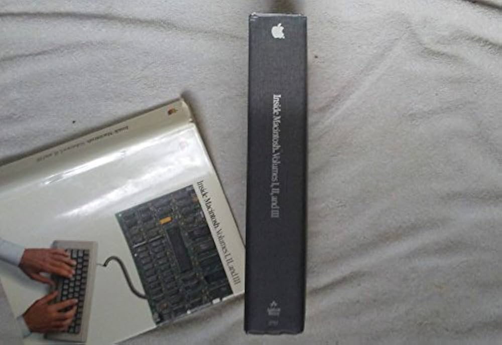 Apple Inside Macintosh, Volumes I, II, and III: 9780201177374