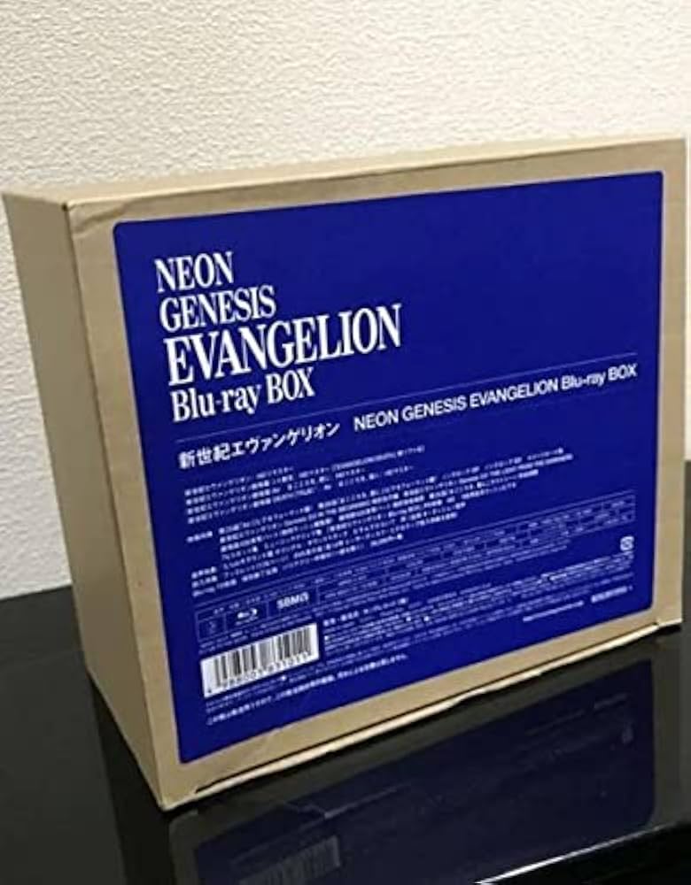 Amazon.co.jp: 新世紀エヴァンゲリオン Blu-ray BOX〈期間限定生産10枚