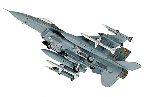 Amazon.com: Tamiya Models Block 50 Fighting Falcon with Full