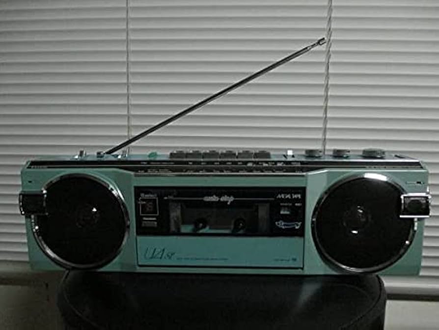 Amazon.co.jp: ラジカセ SANYO おしゃれなテレコ MR-U4SF リゾートU4